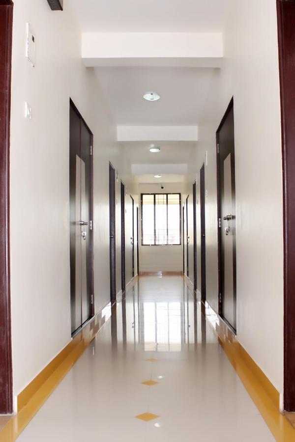 Hotel Manik Moti Lonavala Exterior photo